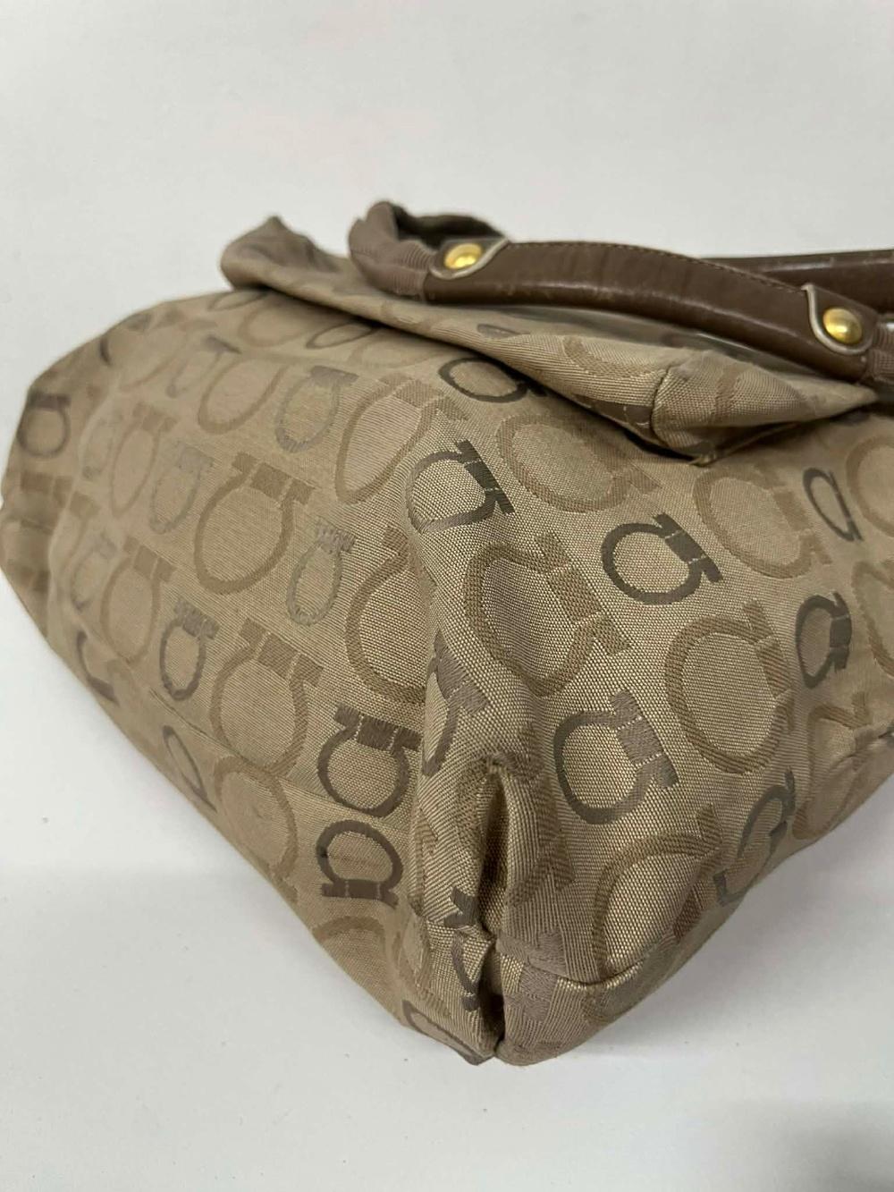 Salvatore Ferragamo Gancini jacquard tote bag 9