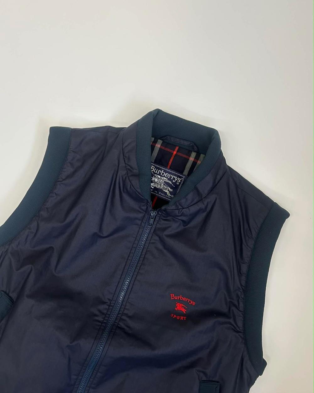 Burberrys sports zip vest 7