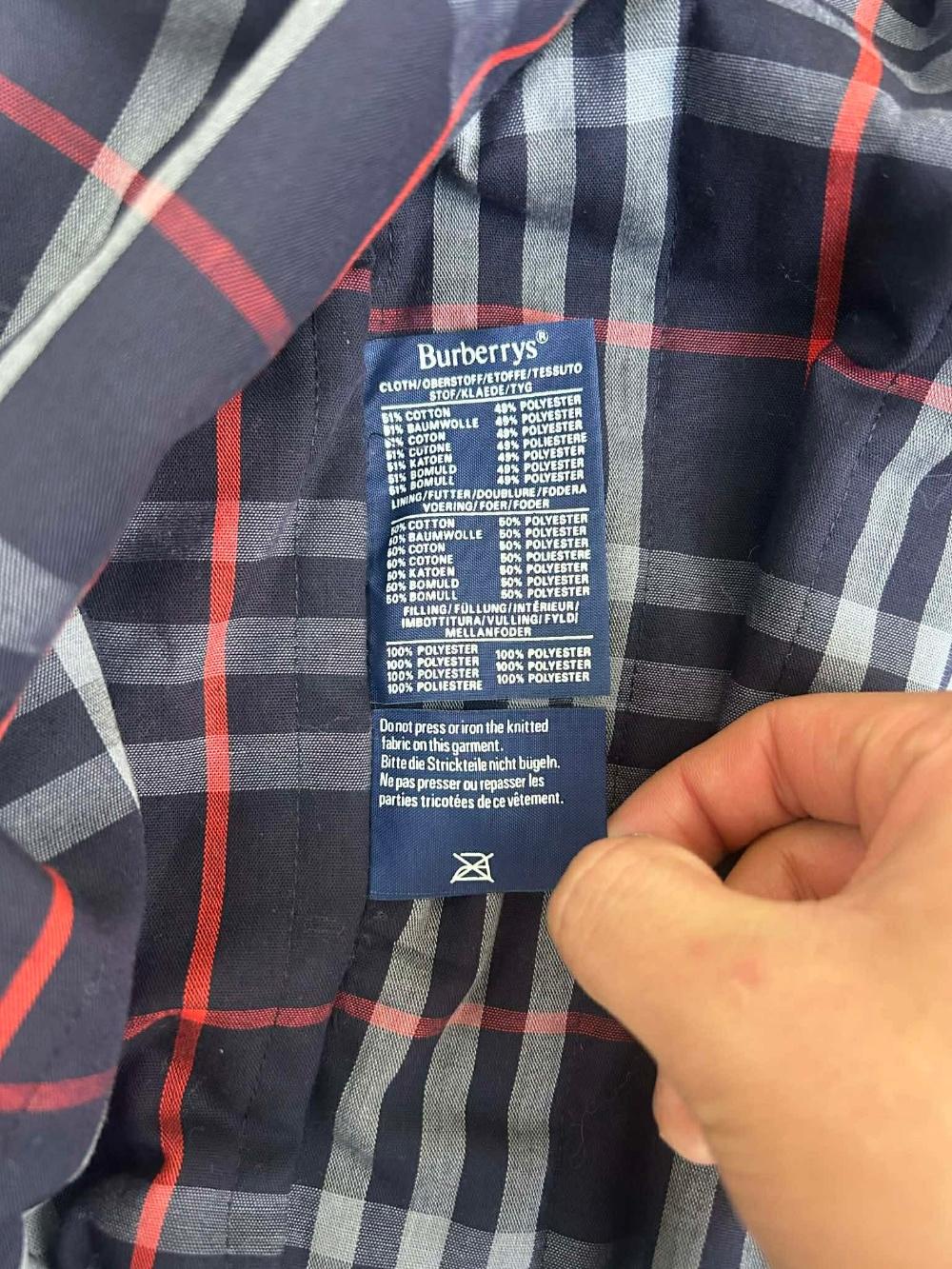 Burberrys sports zip vest 5