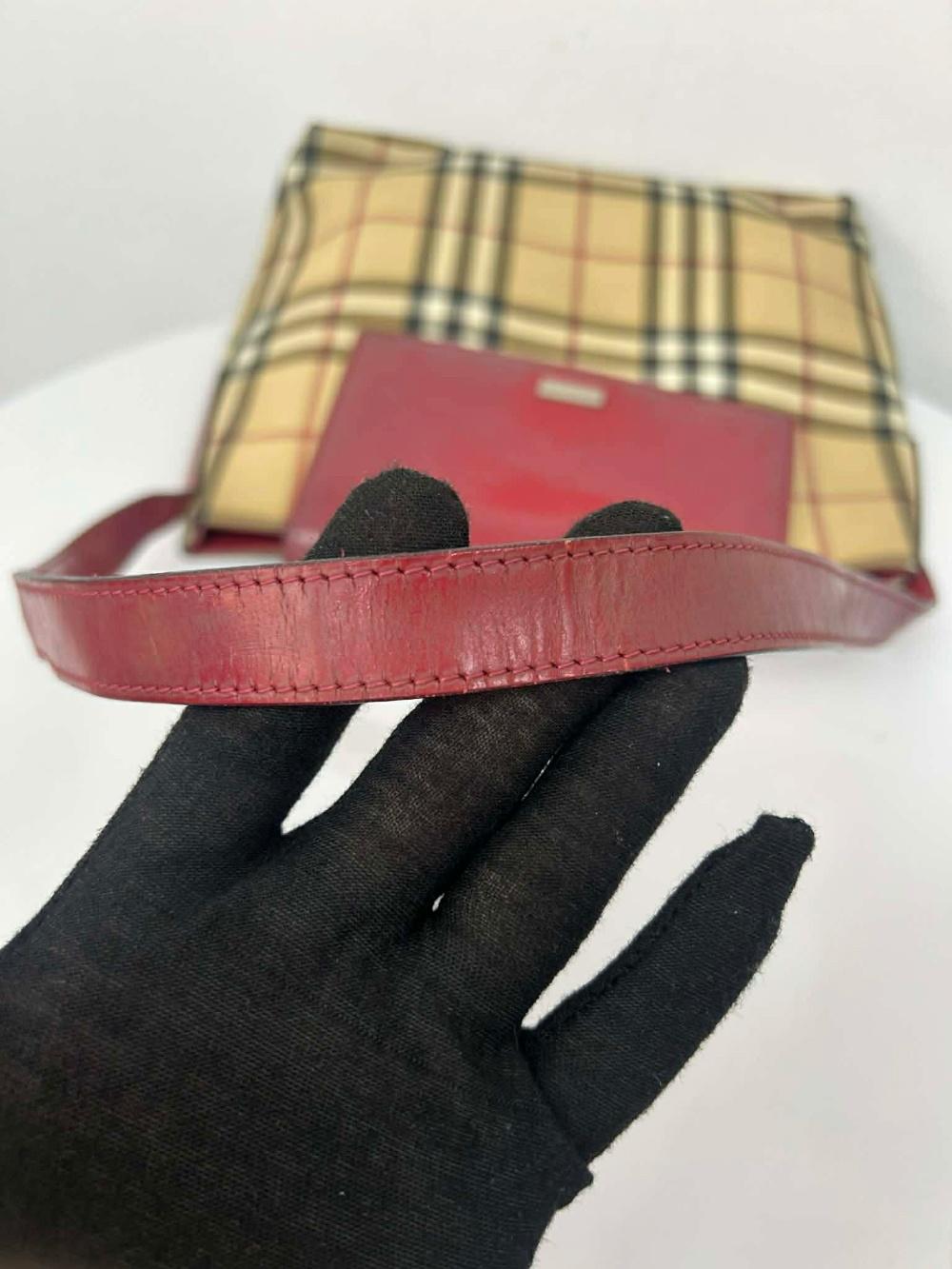 Burberry nova check shoulder bag 5