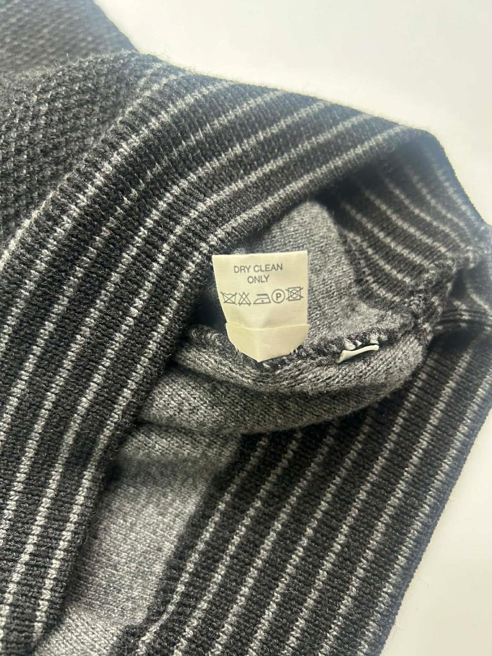 [XL] Monsieur Givenchy v-neck wool knit 7