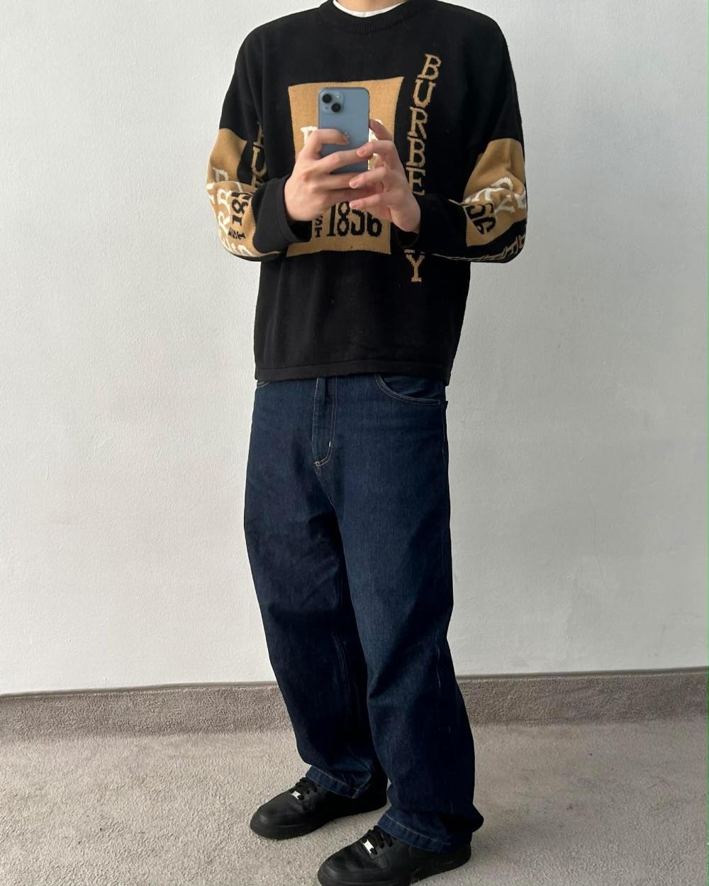 [L] Burberrys 1856 logo knit sweater (Made in 4