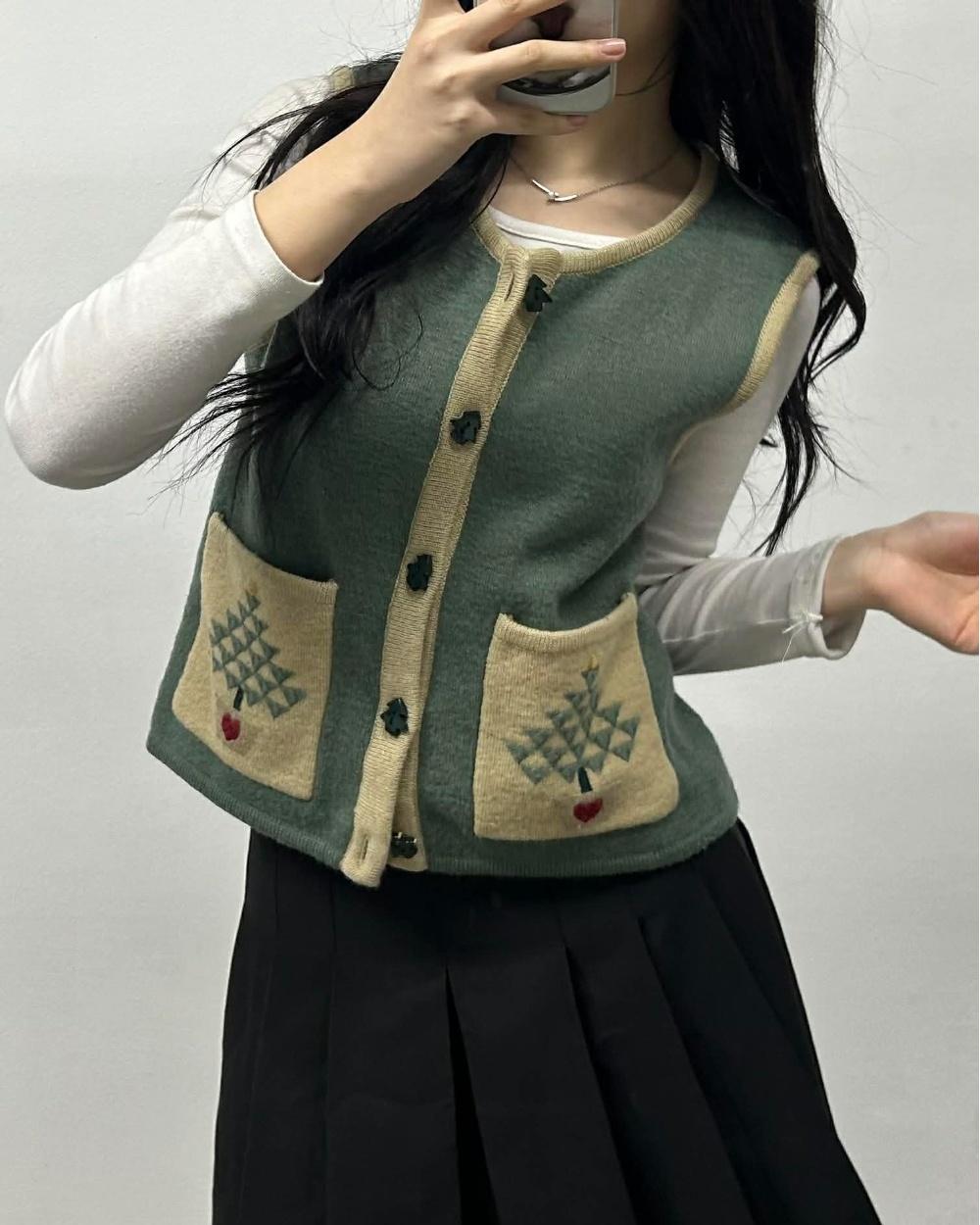 [S] Woolrich Tree Knit Vest 3