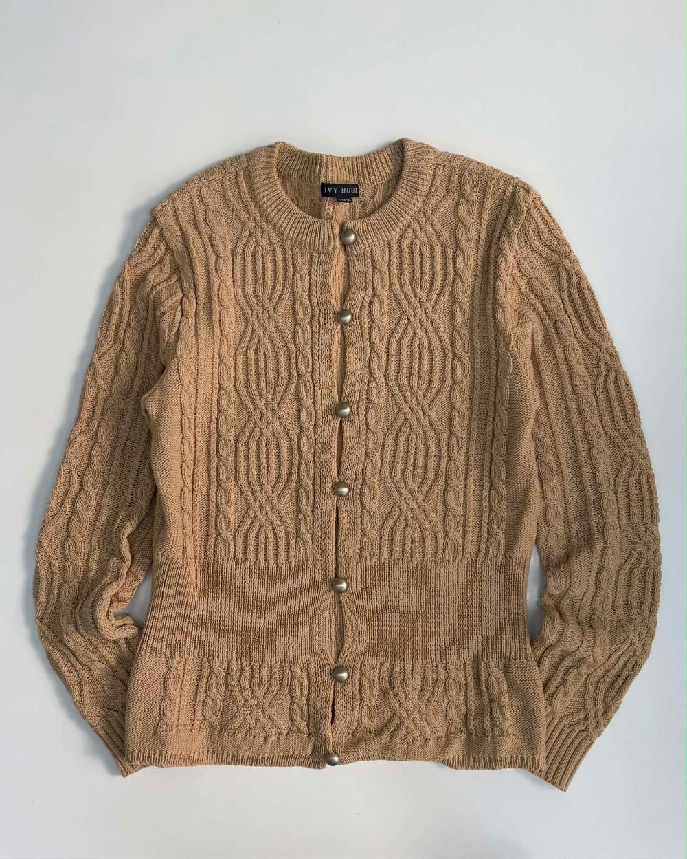 90s vintage cable knit cardigan 5