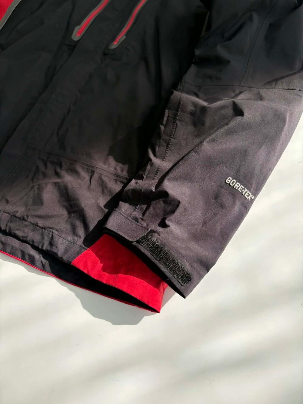 [100] The North Face Summit Gore-Tex Mountain 9