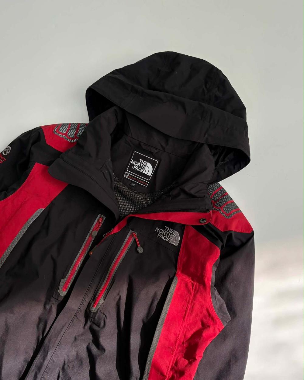 [100] The North Face Summit Gore-Tex Mountain 7