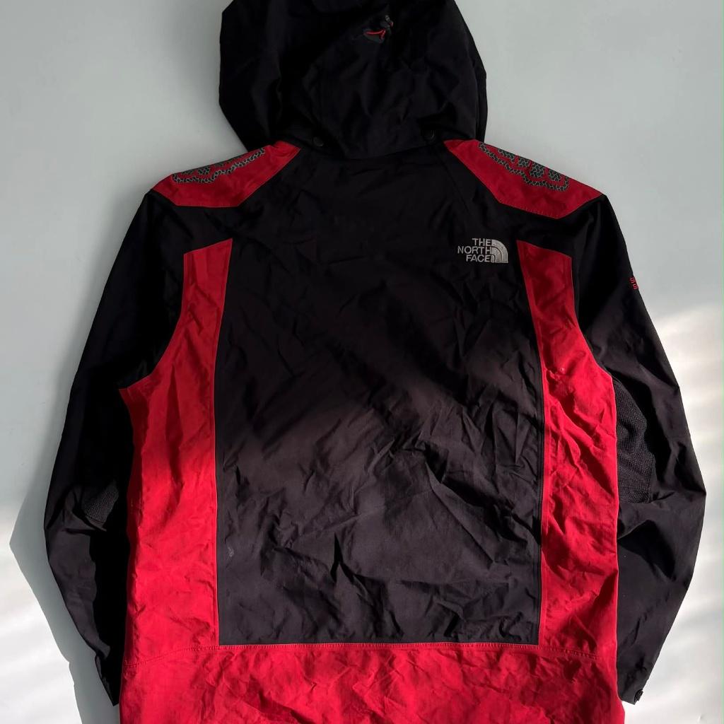 [100] The North Face Summit Gore-Tex Mountain 2