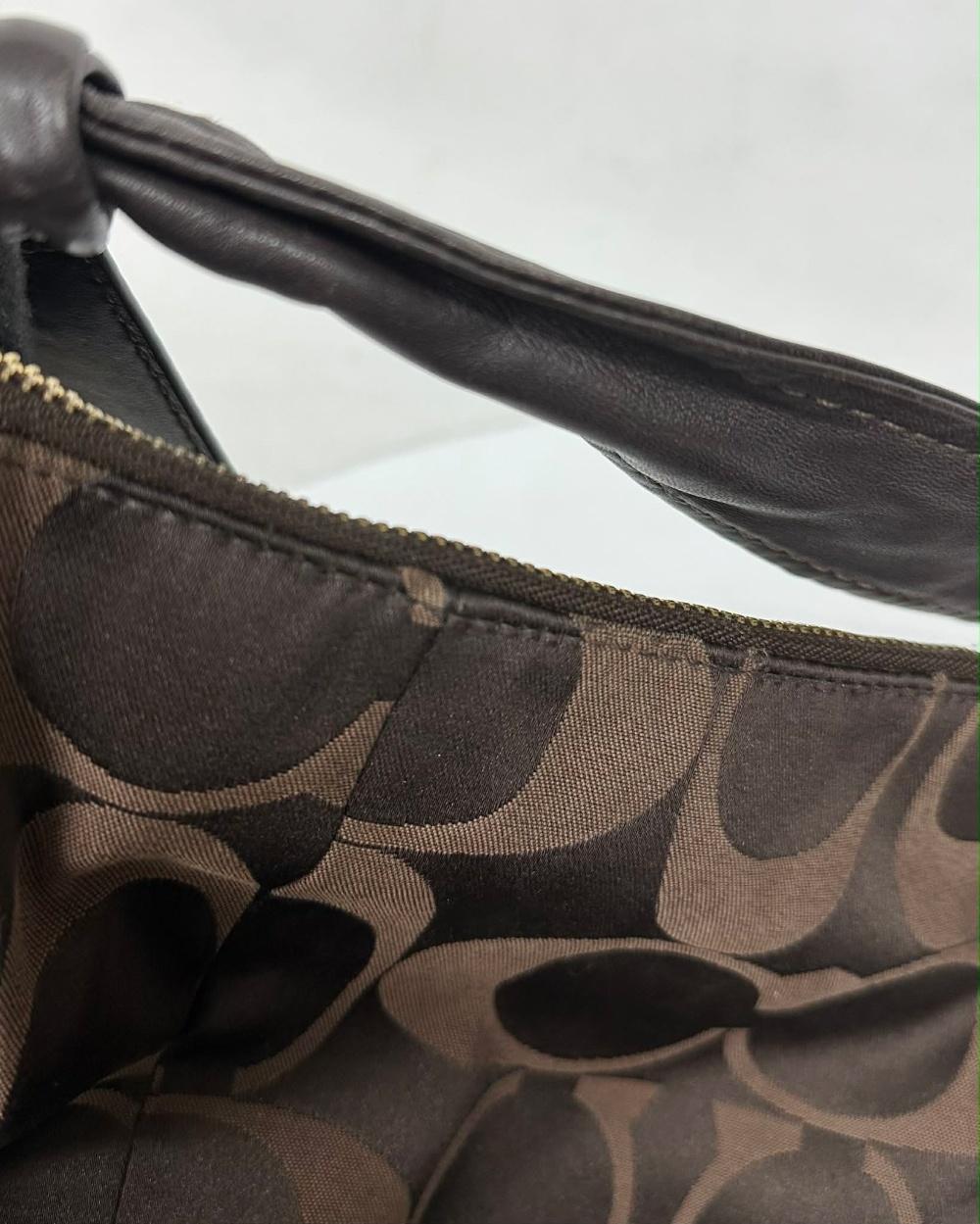 Coach Signature C Jacquard Shoulder Bag 11