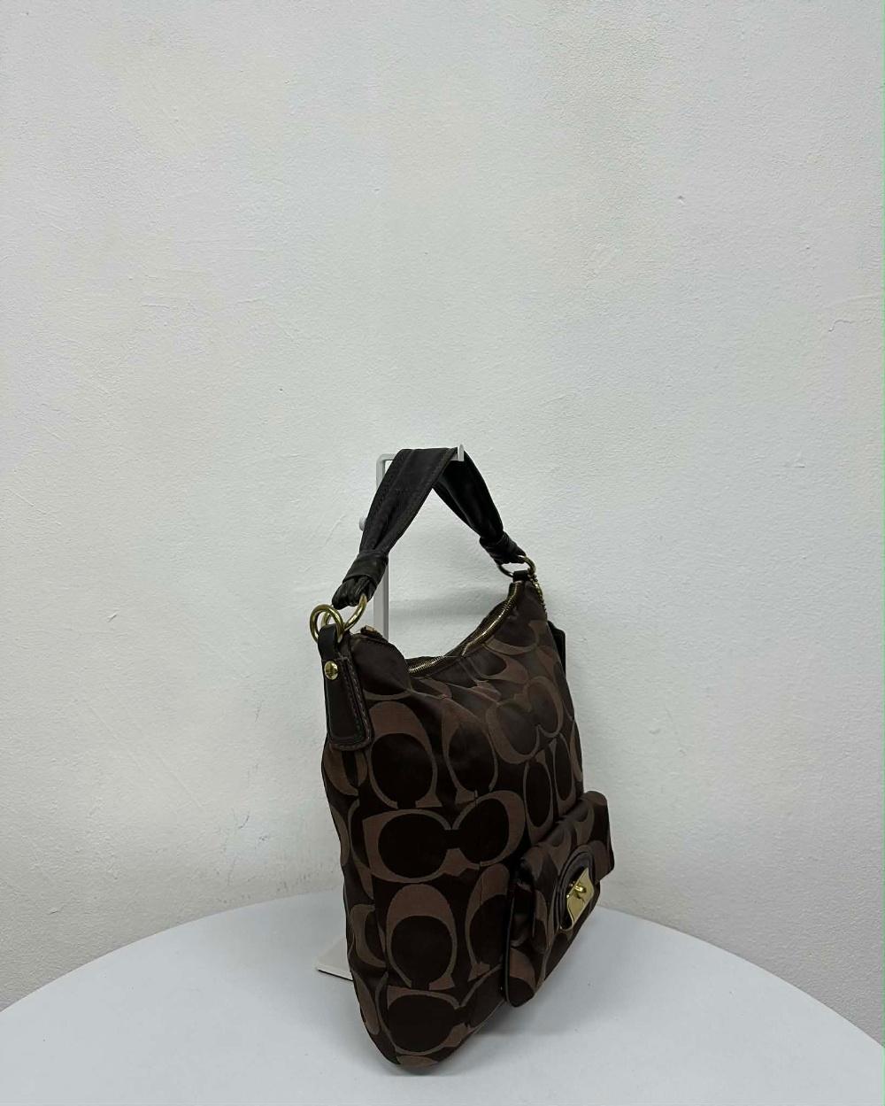 Coach Signature C Jacquard Shoulder Bag 5