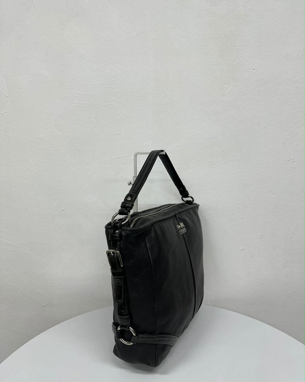 Coach Leather Shoulder Bag 4