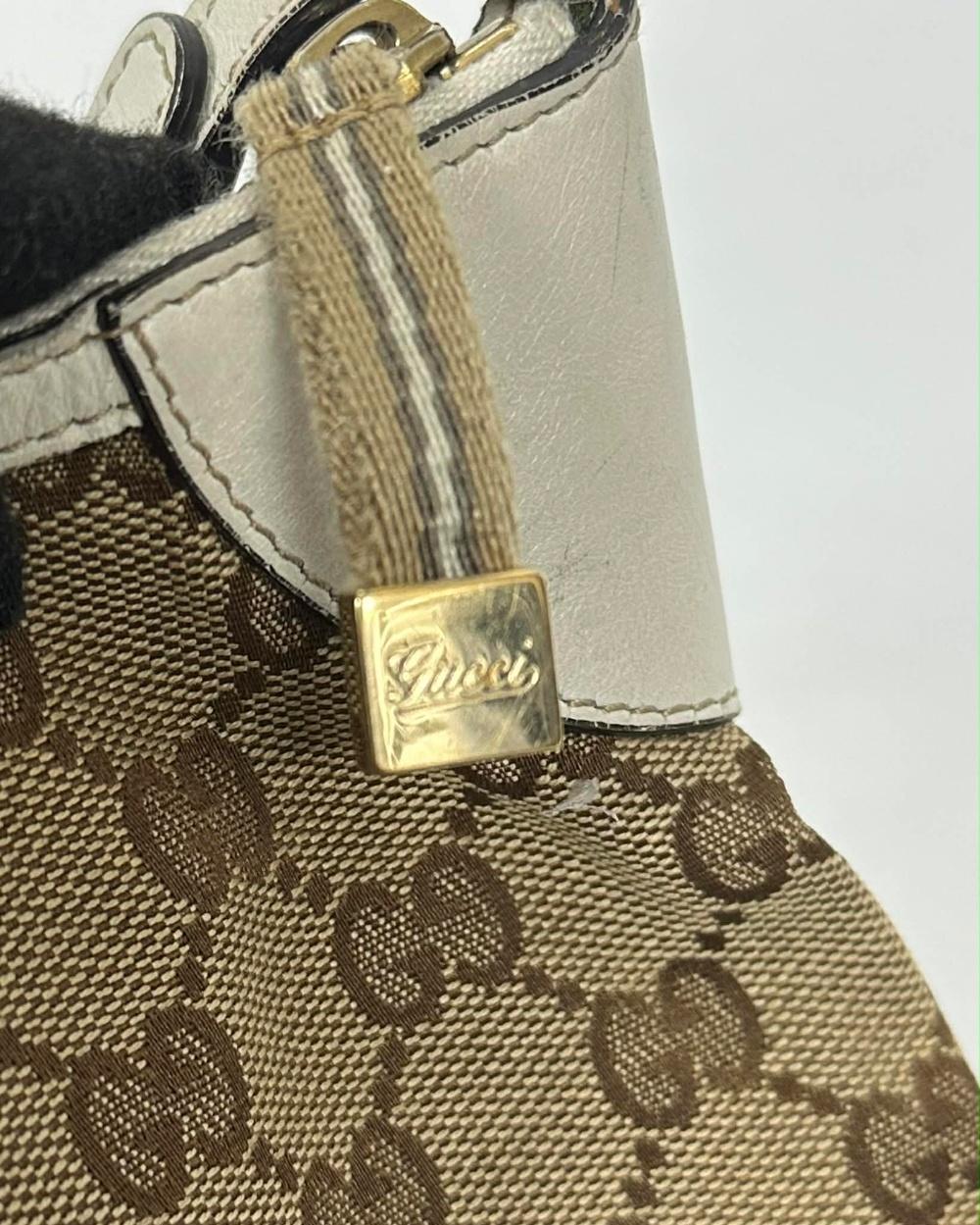 GUCCI GG Canvas Vintage Shoulder Bag 9