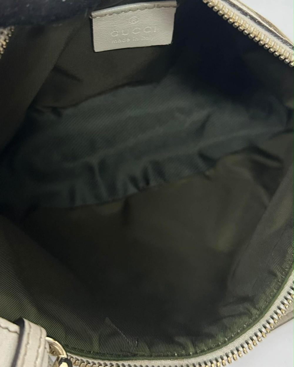 GUCCI GG Canvas Vintage Shoulder Bag 8