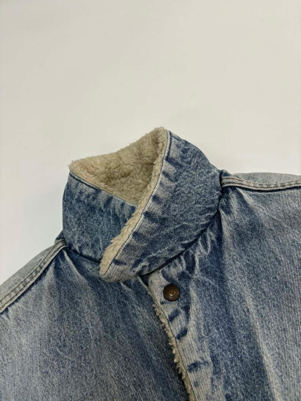 [44] 80s Levi's Sherpa Denim Trucker Jacket 9