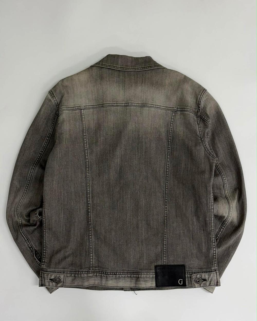 [95] Vintage Guess Denim Trucker Jacket 4
