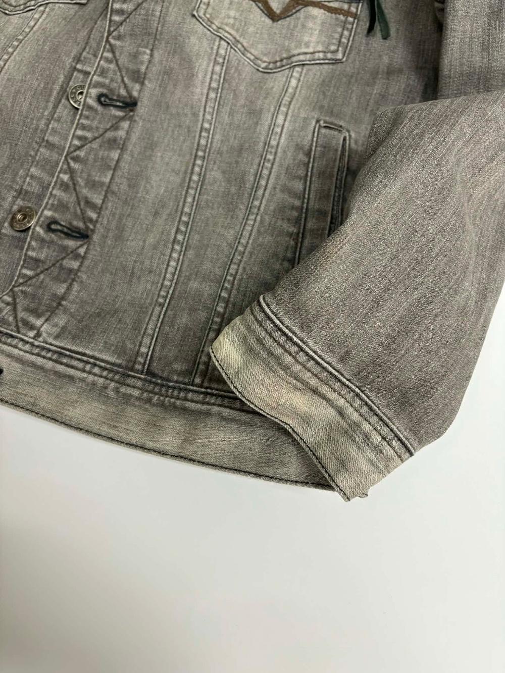 [95] Vintage Guess Denim Trucker Jacket 7