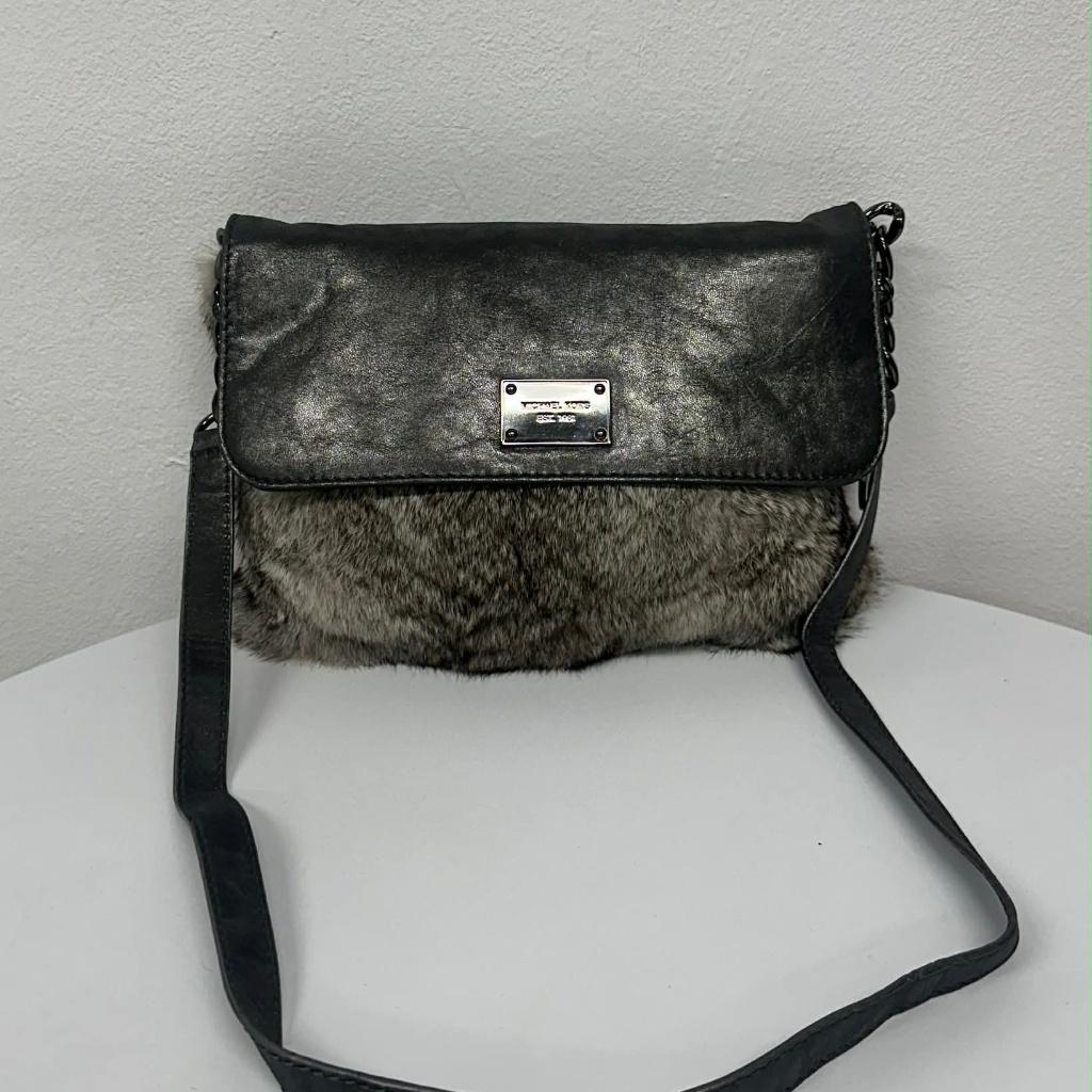 Michael Kors rabbit fur pineapple chain crossbody 2