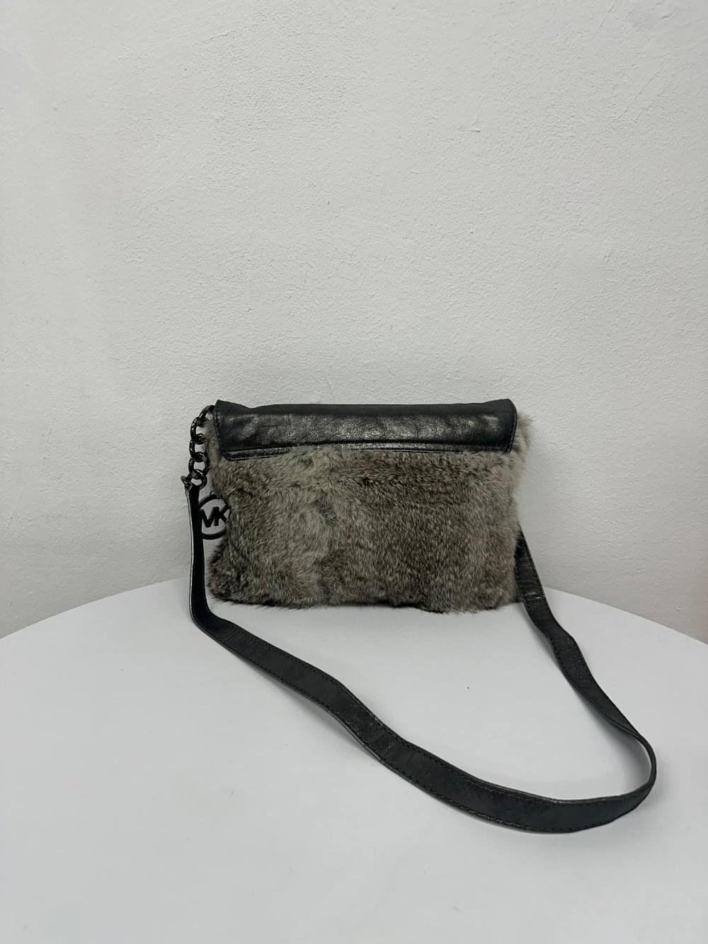 Michael Kors rabbit fur pineapple chain crossbody 10