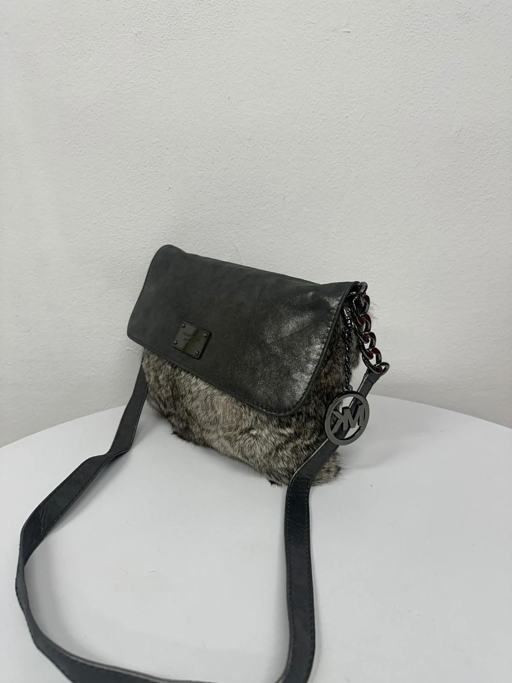 Michael Kors rabbit fur pineapple chain crossbody 9