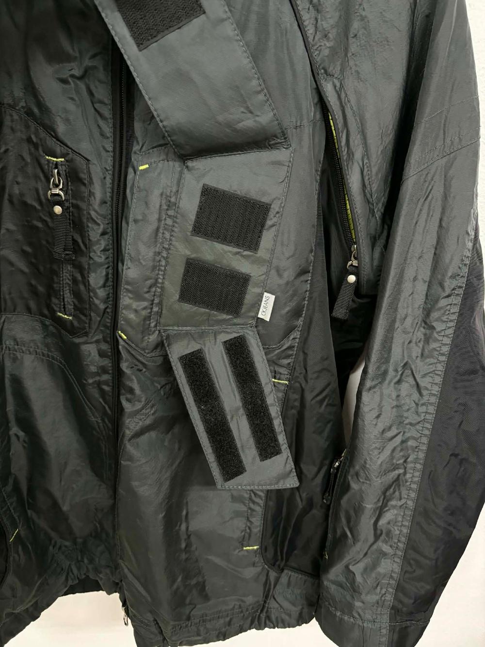 [M] Calvin Klein Jeans Multi-Pocket Windbreaker 8