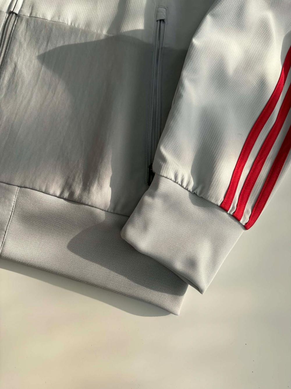 [2XL] Adidas Manchester United 18/19 Jersey 9