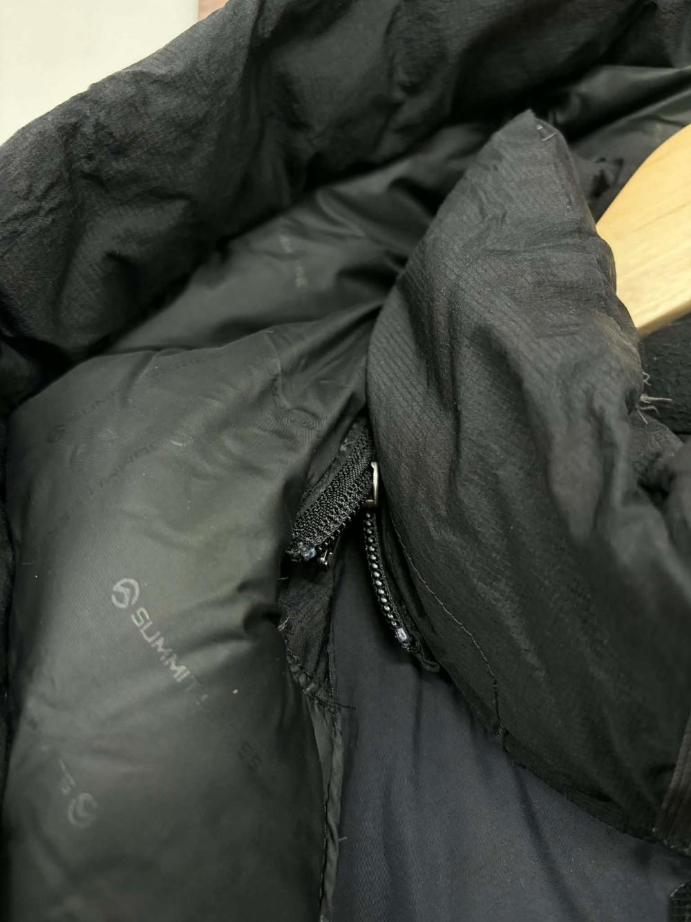 The North Face Summit Arctic Heavy Down Padding 6