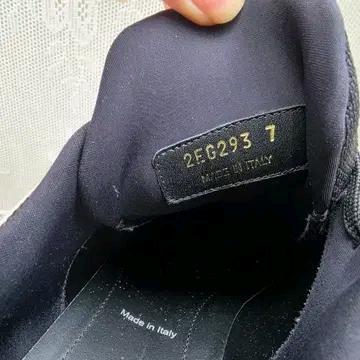 프라다 클라우드버스트 썬더 (made in italy) 8
