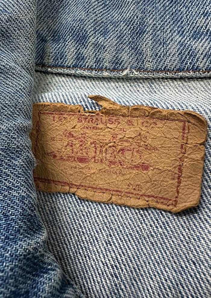 vintage levi's (M) 6
