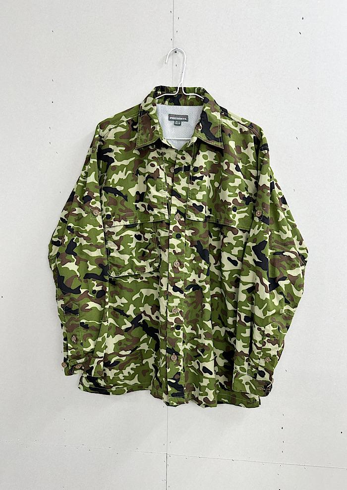 vintage camo shirt (L) 2