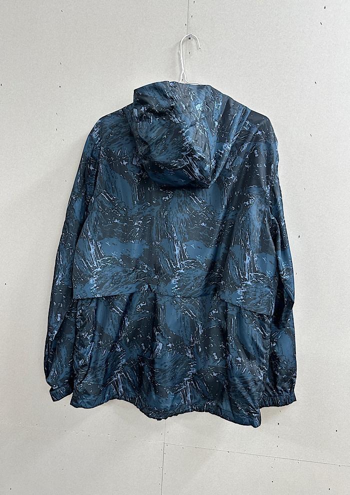 eddie bauer (L) 9