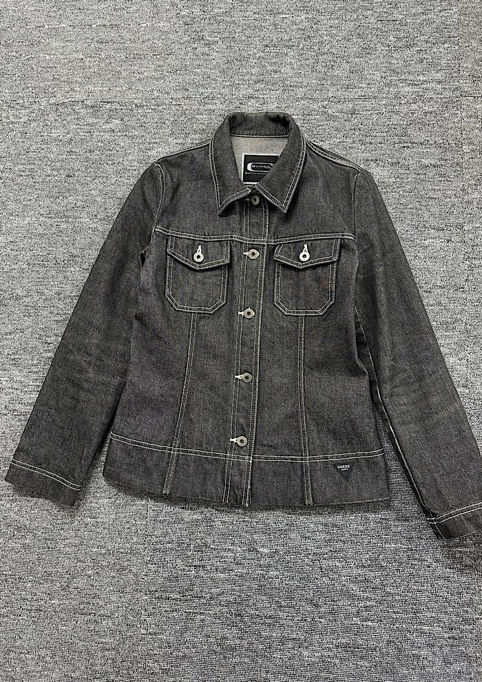guess (S) 3