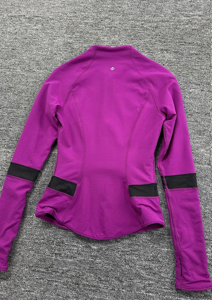 lululemon (S) 7