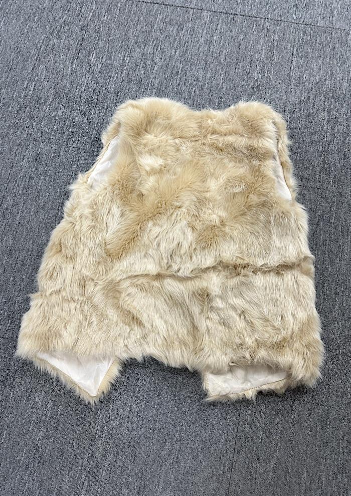 eco fur vest 6
