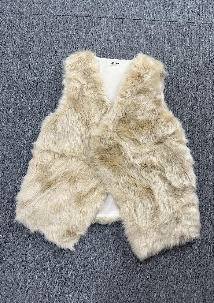 eco fur vest 4
