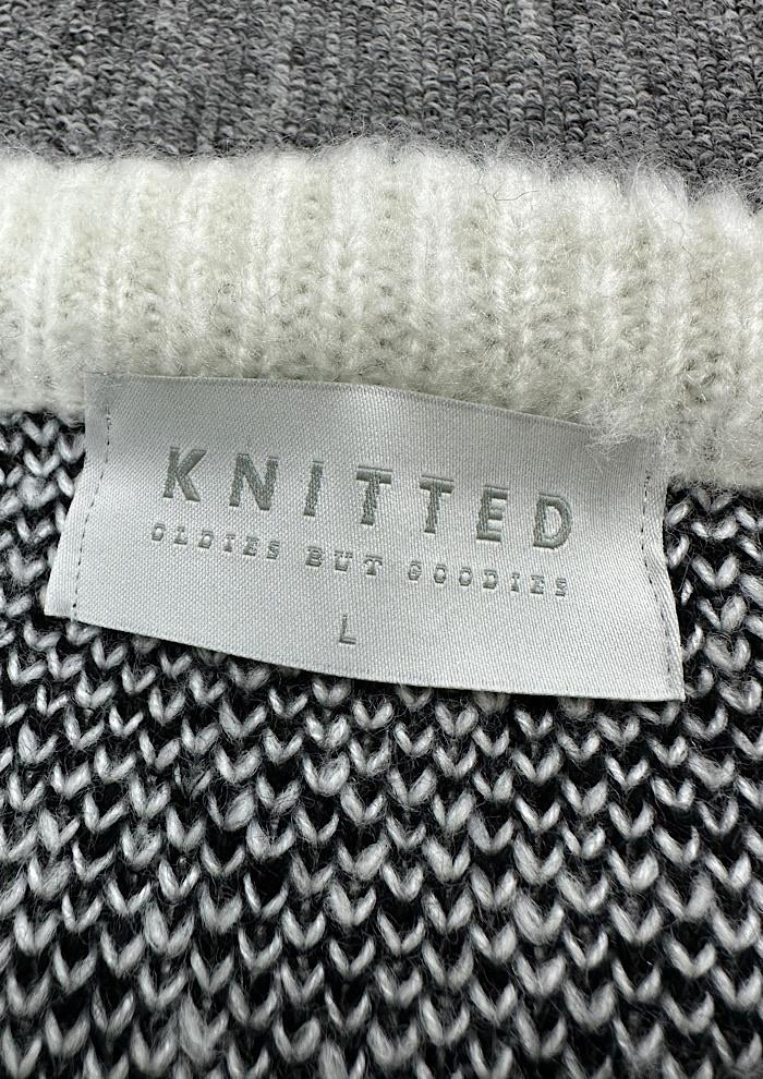knitted (L) 7