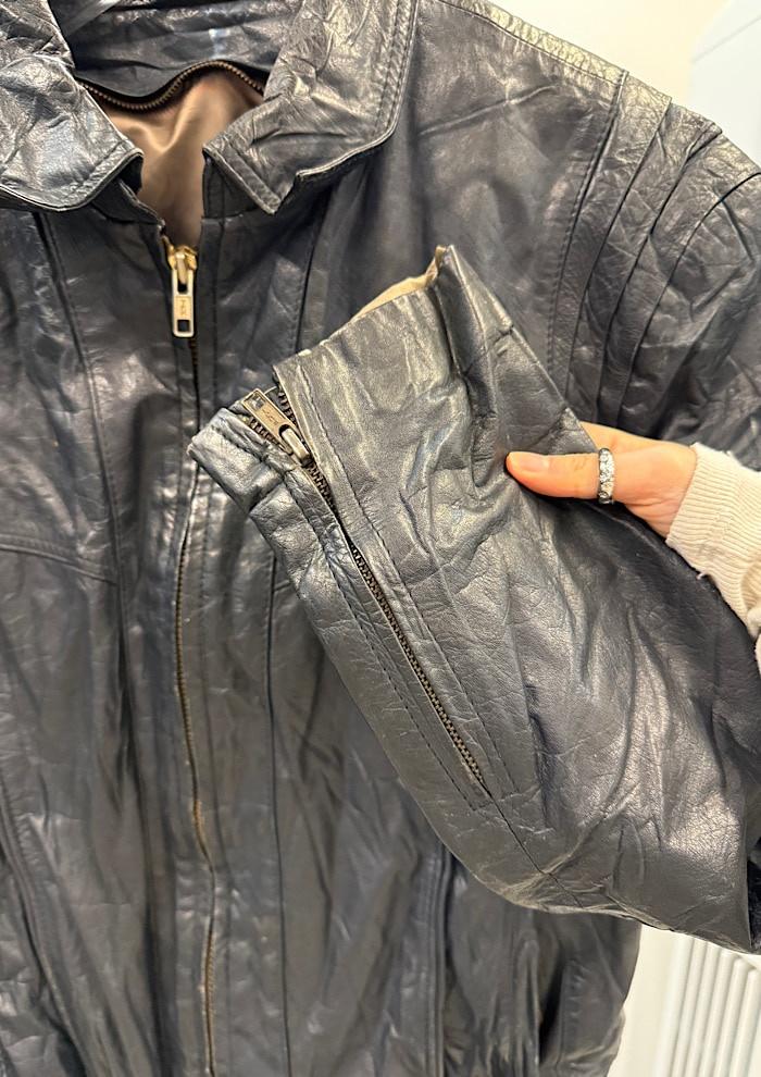 vintage leather jacket 5