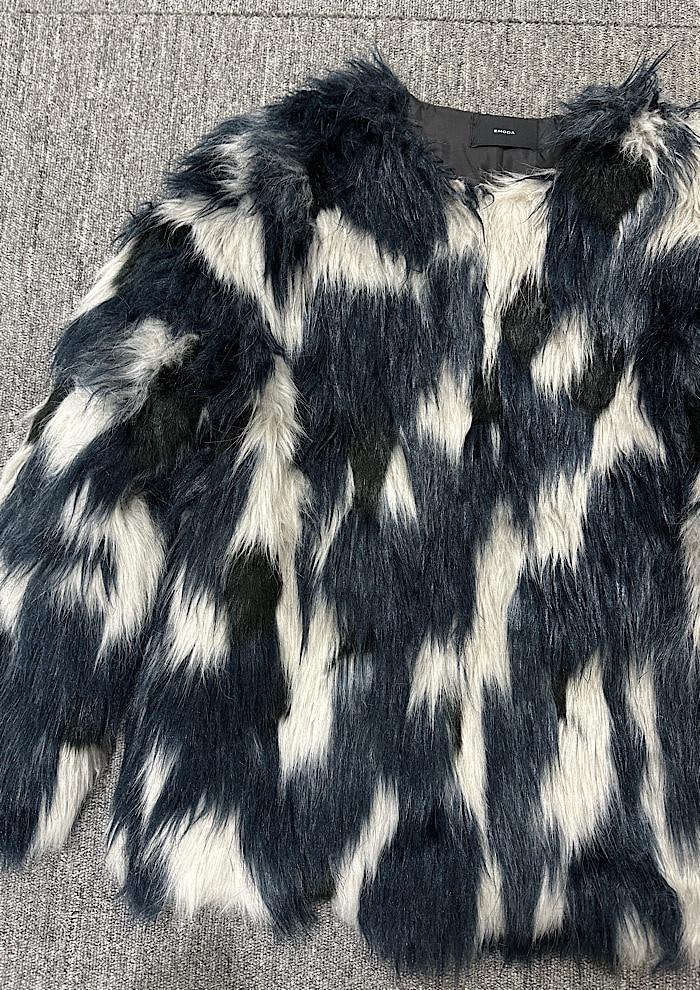 emoda fur jacket (M) 8