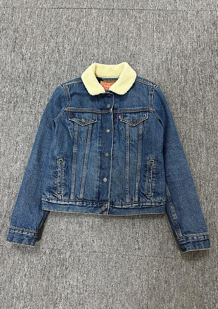 levi's (S) 4