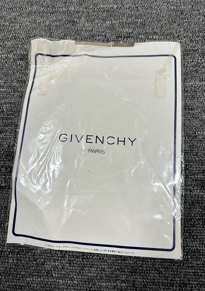 새상품 givenchy 5