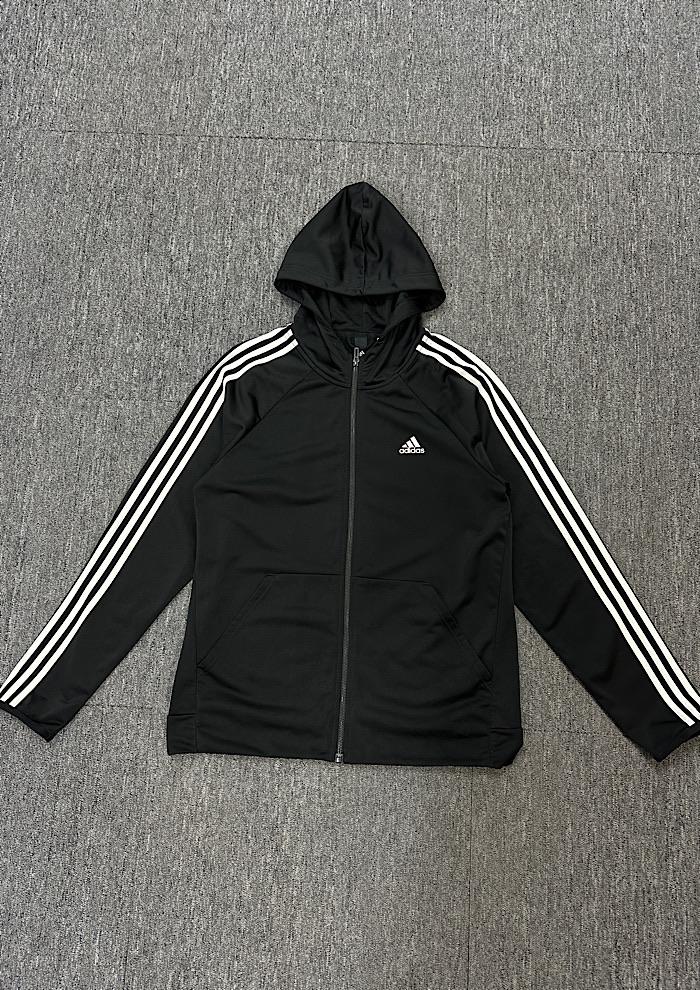 adidas (XL) 2