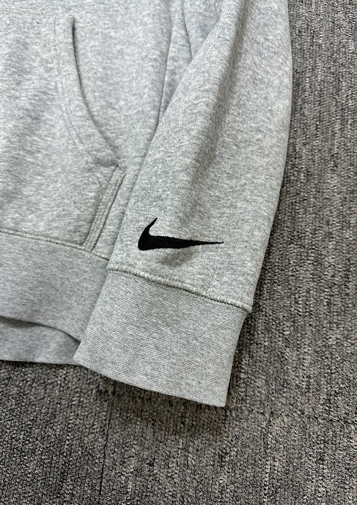 nike (L) 5