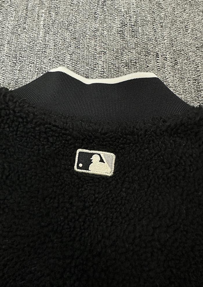 mlb (M) 7