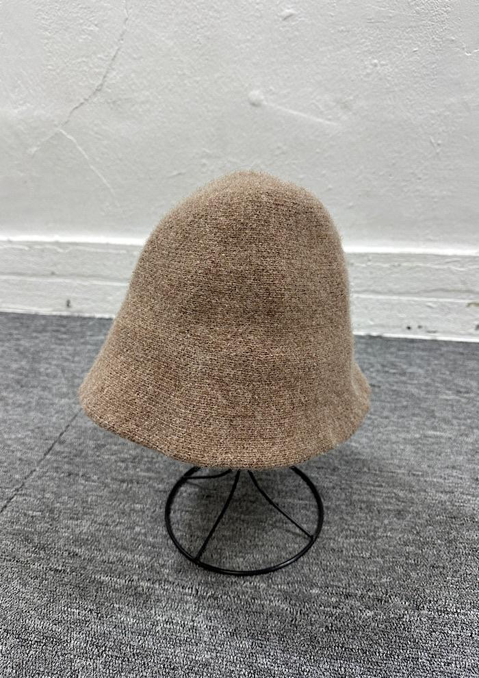 hat 5