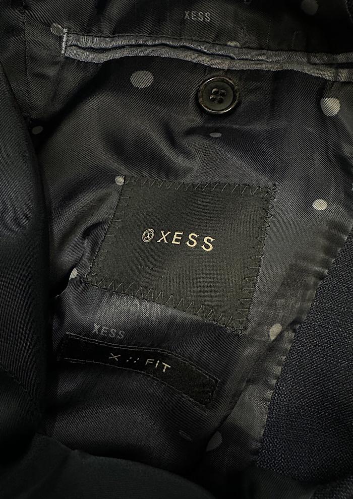 xess (M) 4