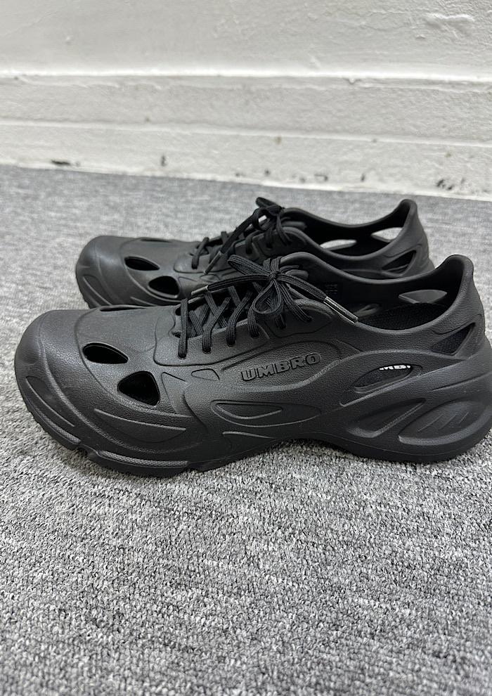 umbro 270 3