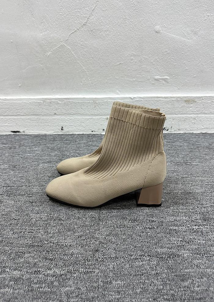 새상품 boots 250 2