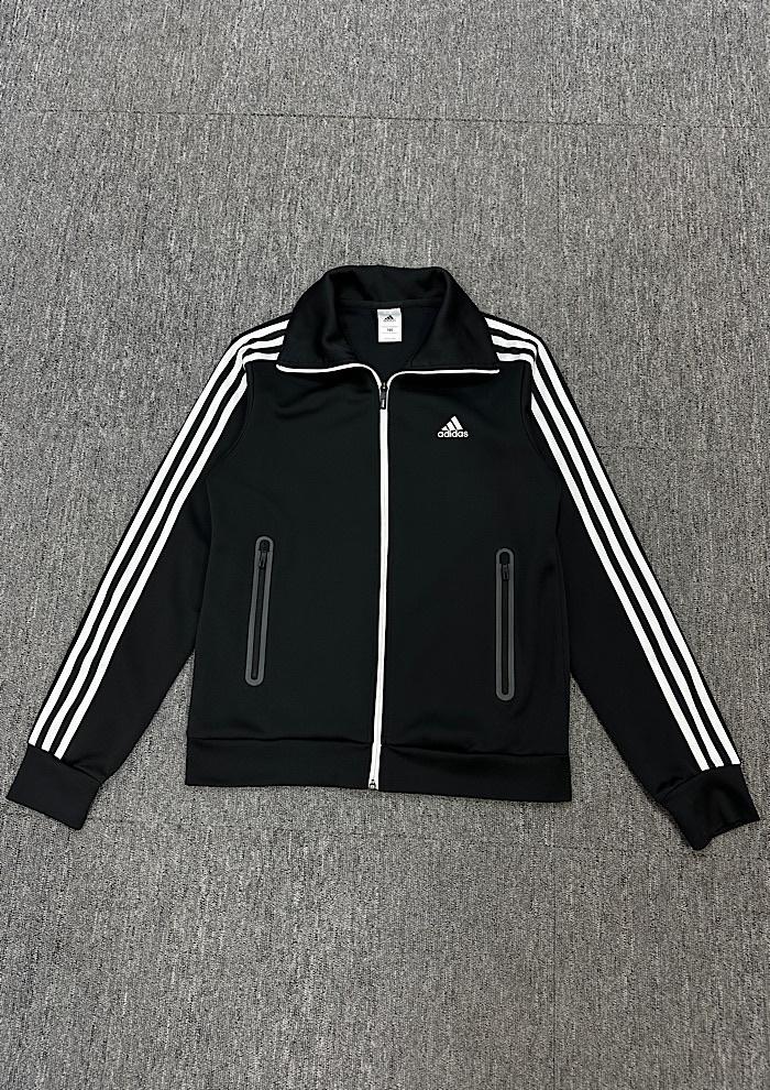 adidas (L) 2