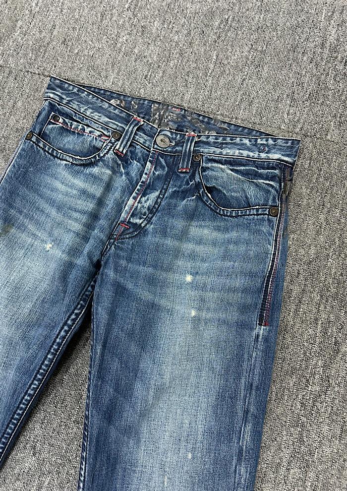 guess (31inch) 3