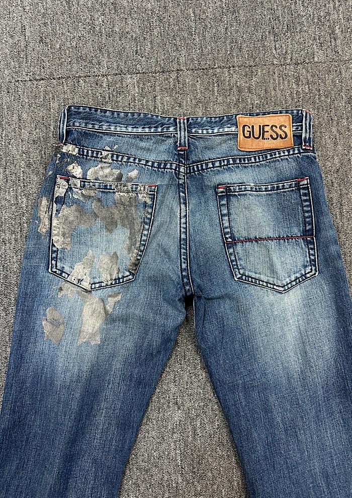 guess (31inch) 4