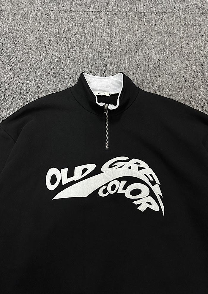 half zip-up sweatshirt 3