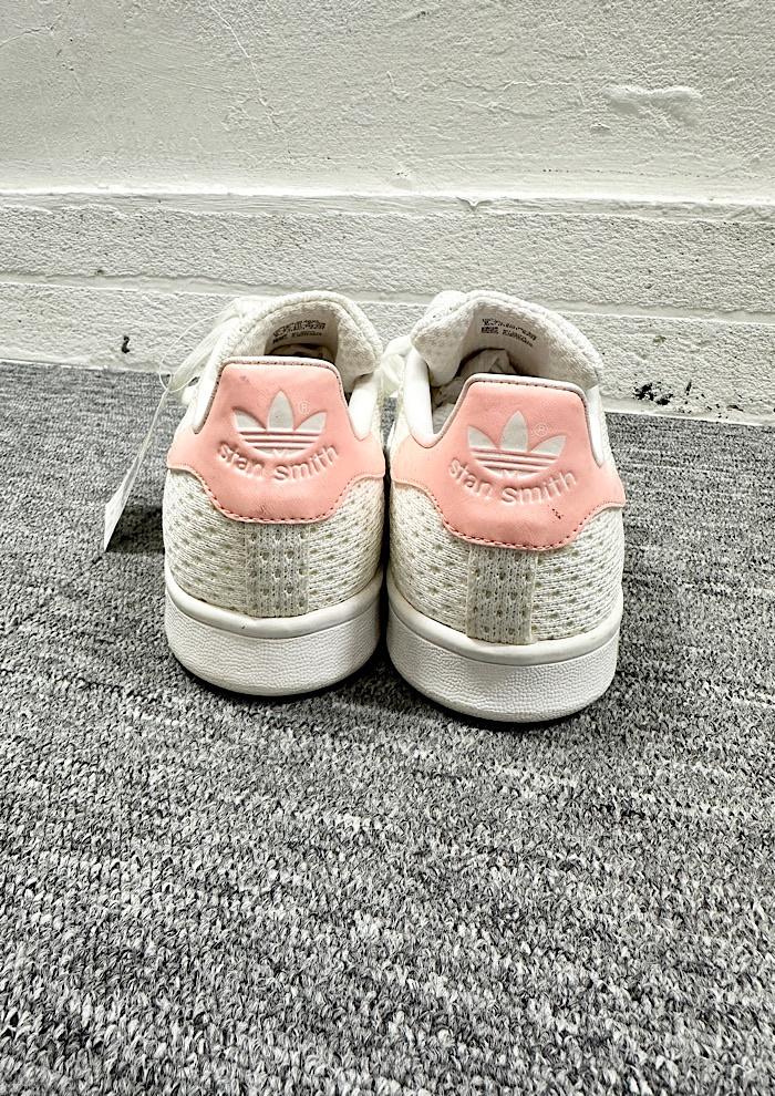 adidas (260) 6